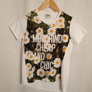 Moschino Short Sleeve Daisy Floral Graphic T-Shirt
